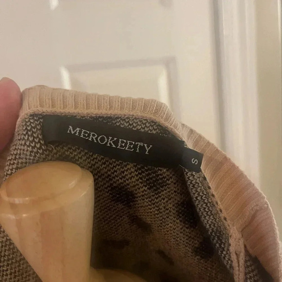 Leopard Print Cardigan- size S - Picture 5 of 5